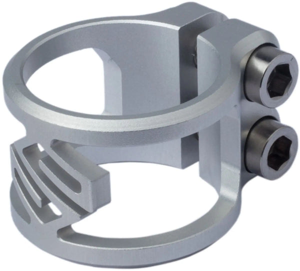 Striker Aether HIC Stunt Scooter Clamp Silber